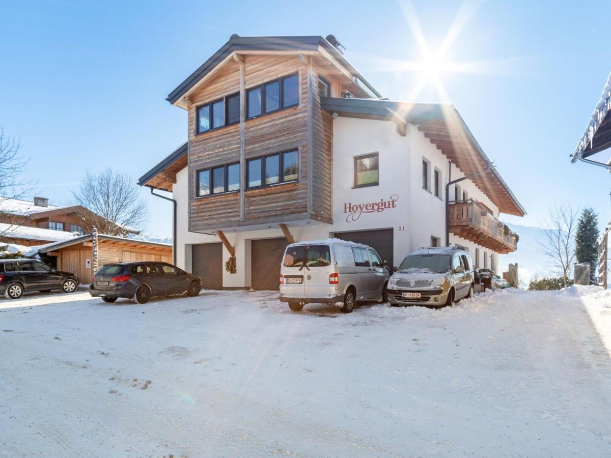 Elegant Apartment In Saalfelden With Balcony Eksteriør billede